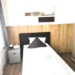 Gaestehaus Wuerzburg 24h Guest house Estenfeld
