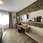 Gaestehaus Wuerzburg 24h Guest house