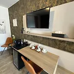 Guest house Gaestehaus Wuerzburg 24h 3*