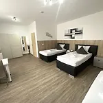 Gaestehaus Wuerzburg 24h Guest house