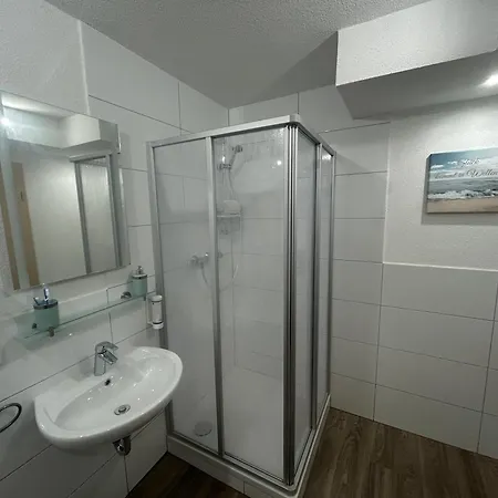 ゲストハウス Gaestehaus Wuerzburg 24h 3*