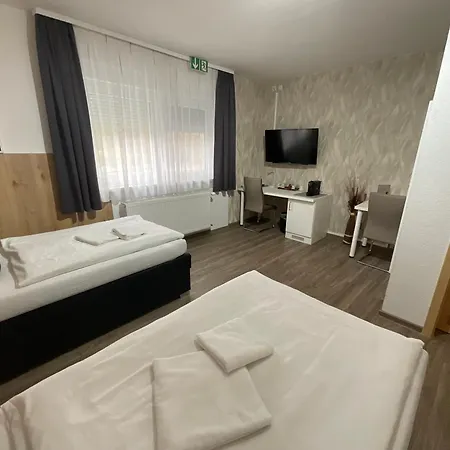 招待所 Gaestehaus Wuerzburg 24h Estenfeld