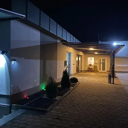 Gaestehaus Wuerzburg 24h 3*