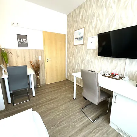 Gaestehaus Wuerzburg 24h 招待所 3*