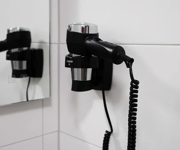ゲストハウス Gaestehaus Wuerzburg 24h Estenfeld