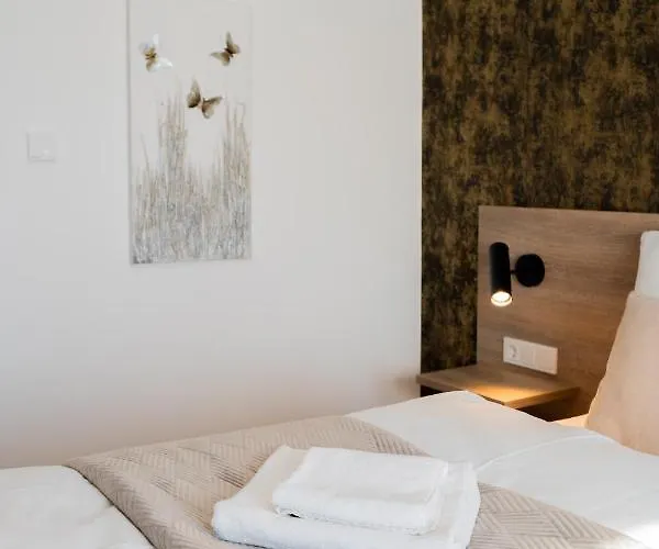 Gaestehaus Wuerzburg 24h 3* Estenfeld