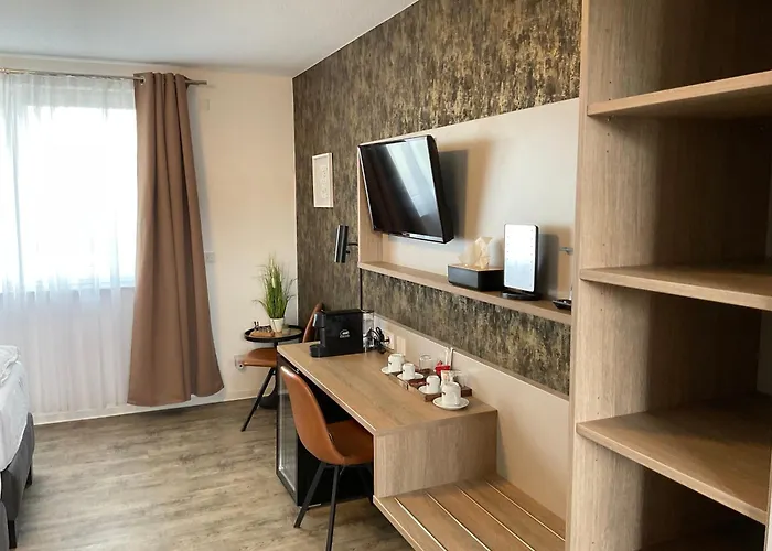 ゲストハウス Gaestehaus Wuerzburg 24h