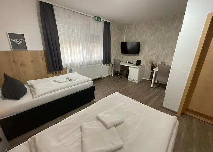 ゲストハウス Gaestehaus Wuerzburg 24h Estenfeld